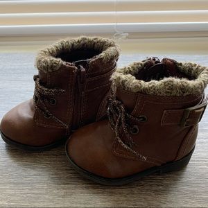 Toddler boots